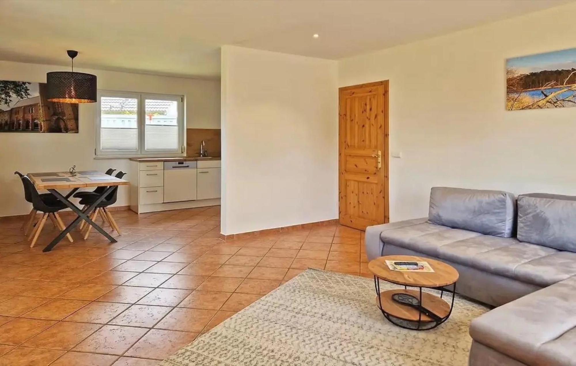 Ferienhaus Rechlin See Luaran gambar